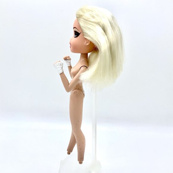 Bratz Play Sportz Kick Boxing Cloe Bratz Doll Only No Feet Pinholes On Body READ - Picture 9 of 16